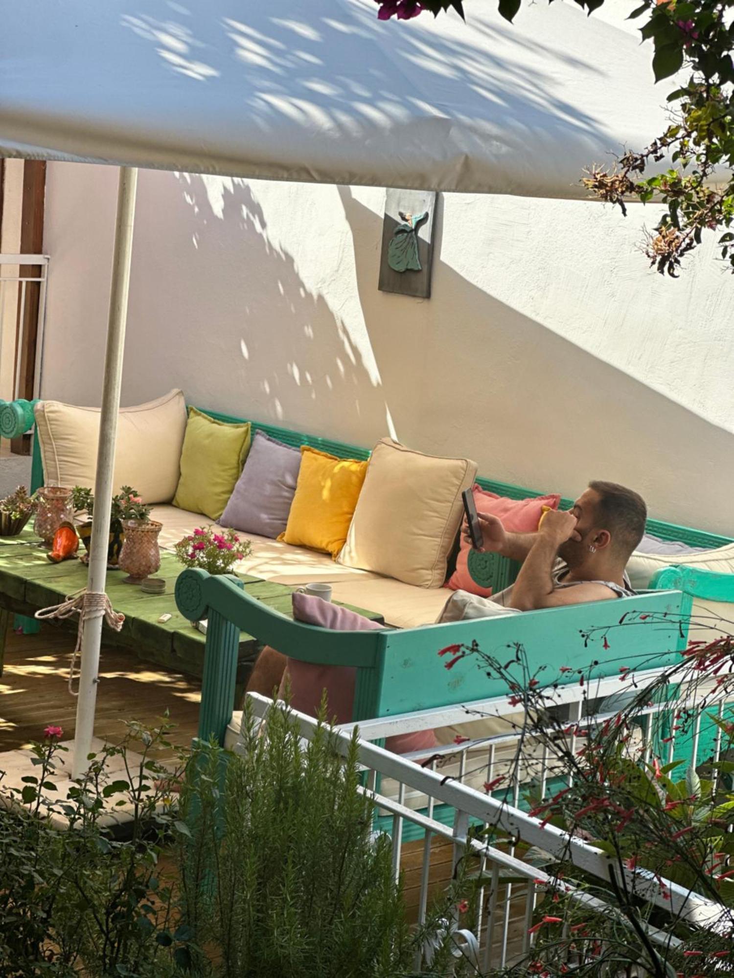 The White House Kalkan Extérieur photo